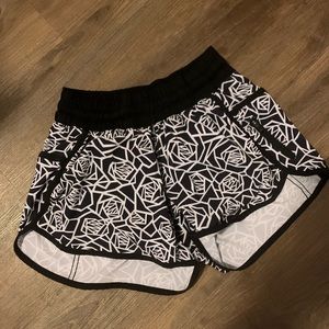 Size 4 lululemon running shorts